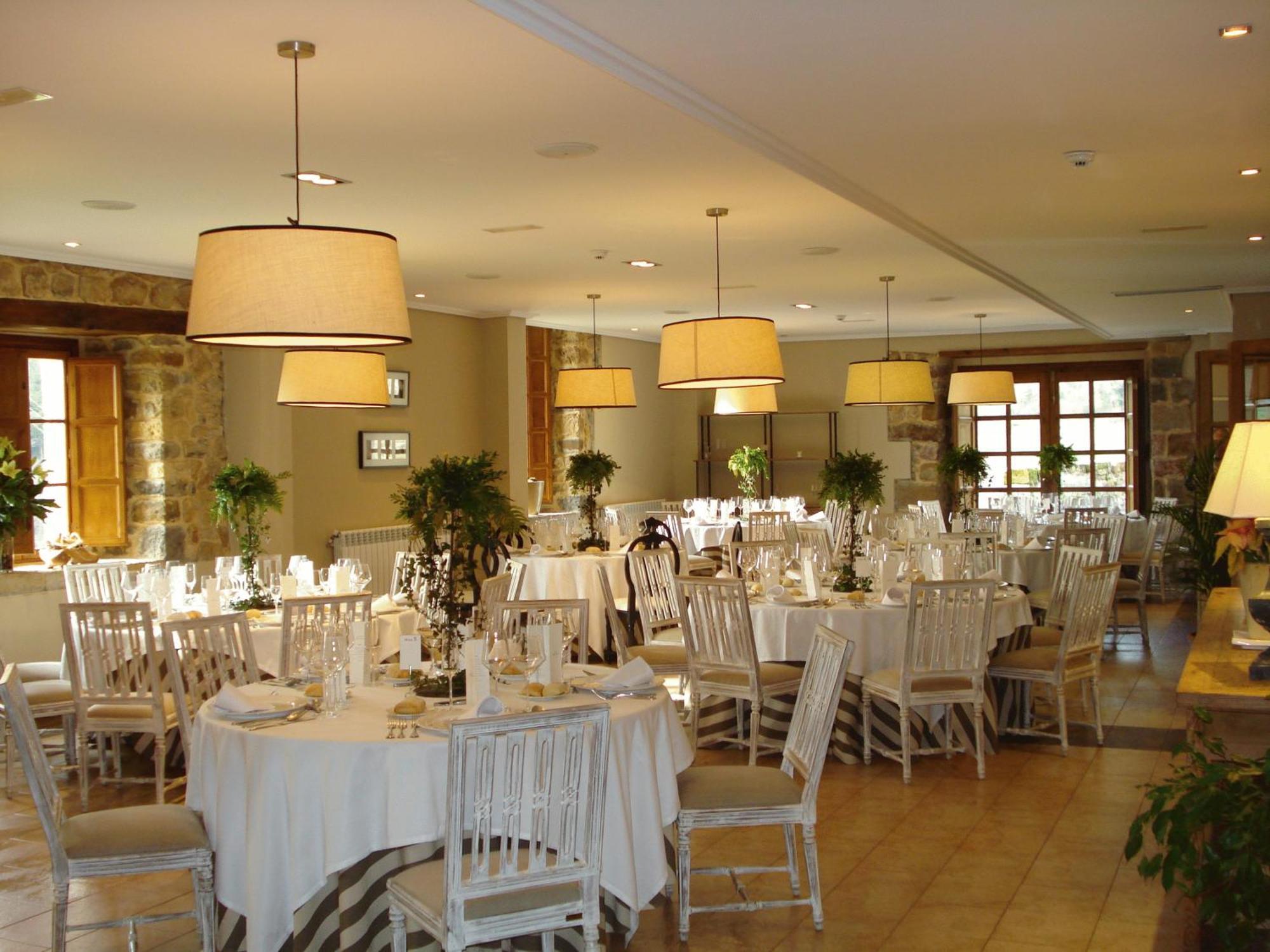 Cereceda  Narbasu Restaurante Y Hotel מראה חיצוני תמונה